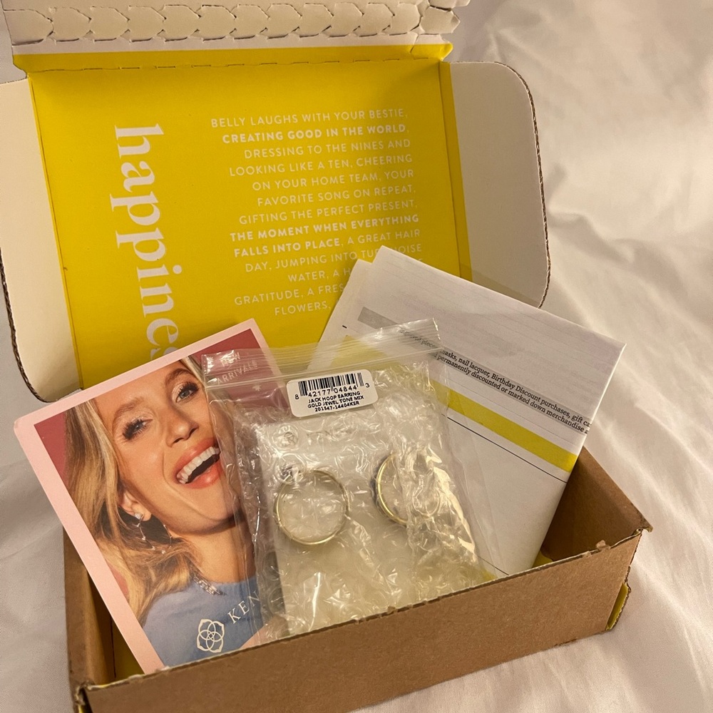 Kendra Scott Gold Hoop Earnings